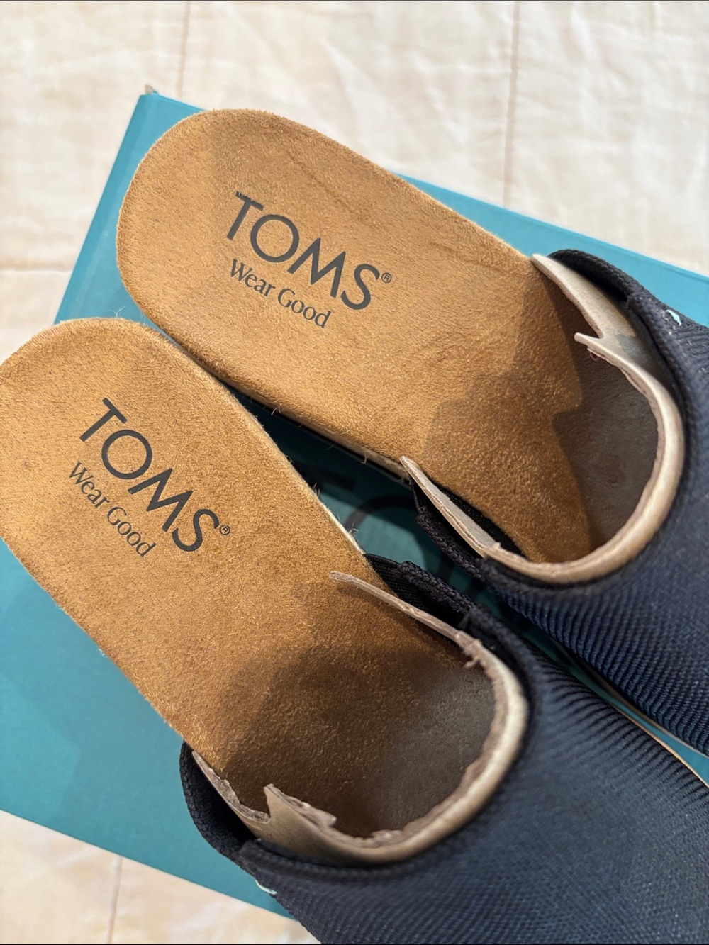 Toms Black Platform Mule Sandals - Picture 2 of 4